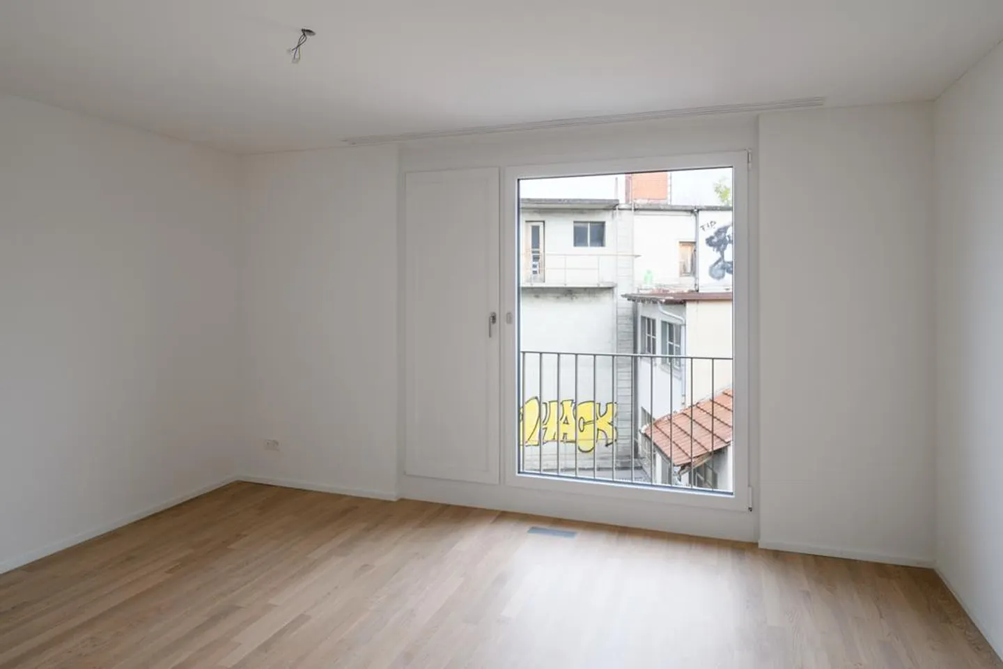 Modernes Apartment mit Balkonblick - Foto 5 von 7