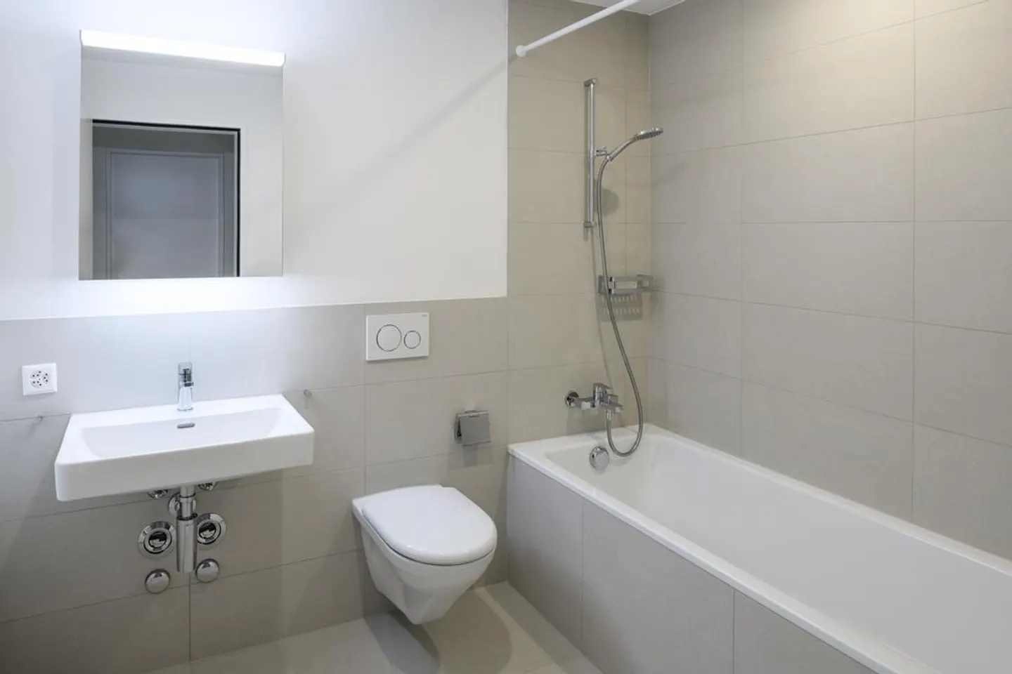 Modernes Apartment mit Balkonblick - Foto 6 von 7