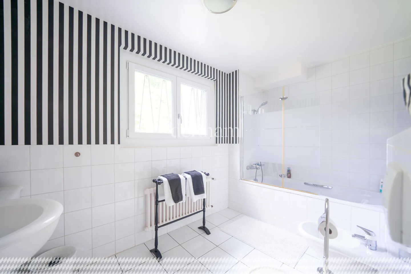 10-room House - Photo 11 of 13