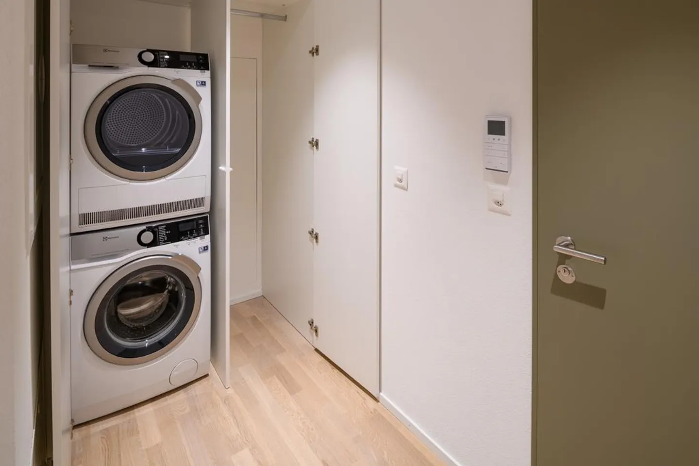 Modernes Apartment mit Balkonblick - Foto 7 von 7
