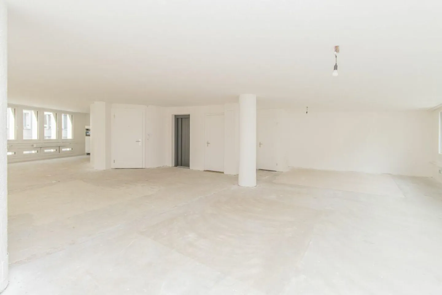 Beauty, Practice or Office Spaces: Most Attractive Location in ... - Photo 6 of 7