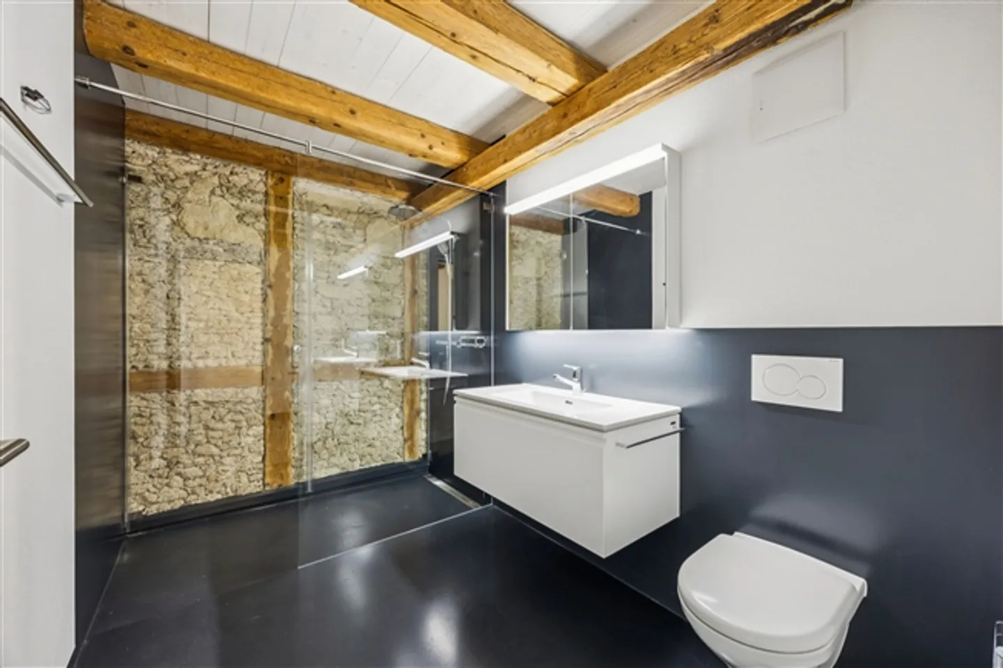 Exclusive 5.5-room penthouse with charm - Photo 6 of 13