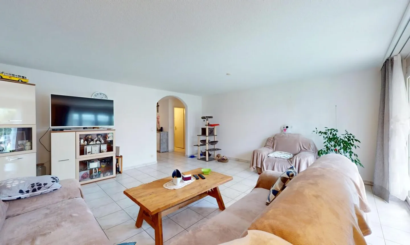 Charmante Gartenwohnung in Siebnen - Foto 3 von 12