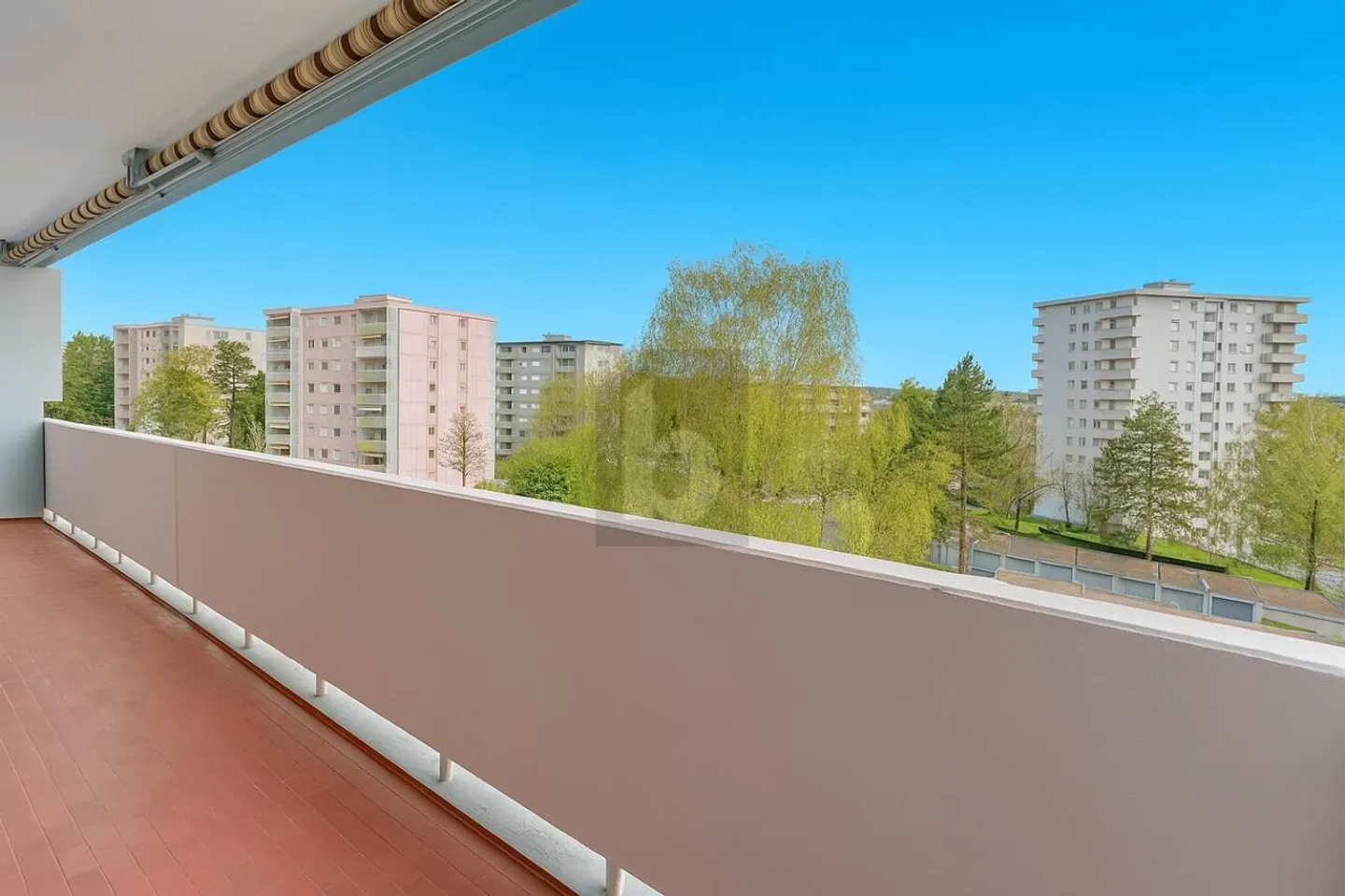 VOLLSTÄNDIG RENOVIERT IN FRIBOURG - Foto 1 von 6