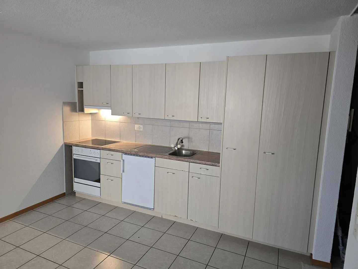Appartement 2 pièces ensoleillé avec balcon à Biberist - Photo 4 sur 6