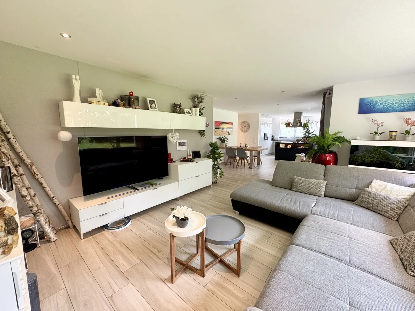 RISERVATO Appartamento da giardino da sogno con sole e comfort! - Foto 3 di 10