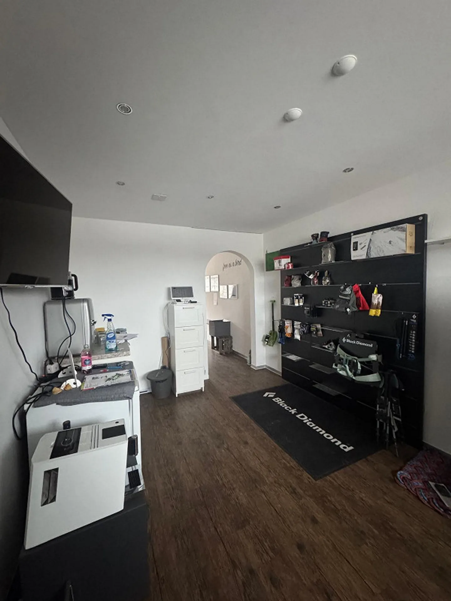 Gewerberäumlichkeit mit Küche - Foto 2 von 4