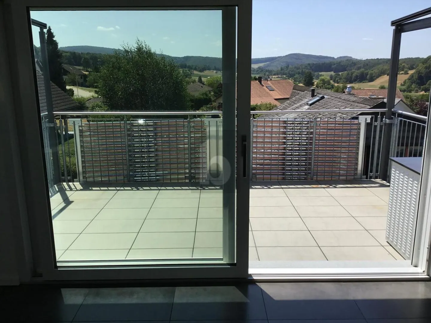 Sonnige, klimatisierte Wohnung - Foto 3 von 6