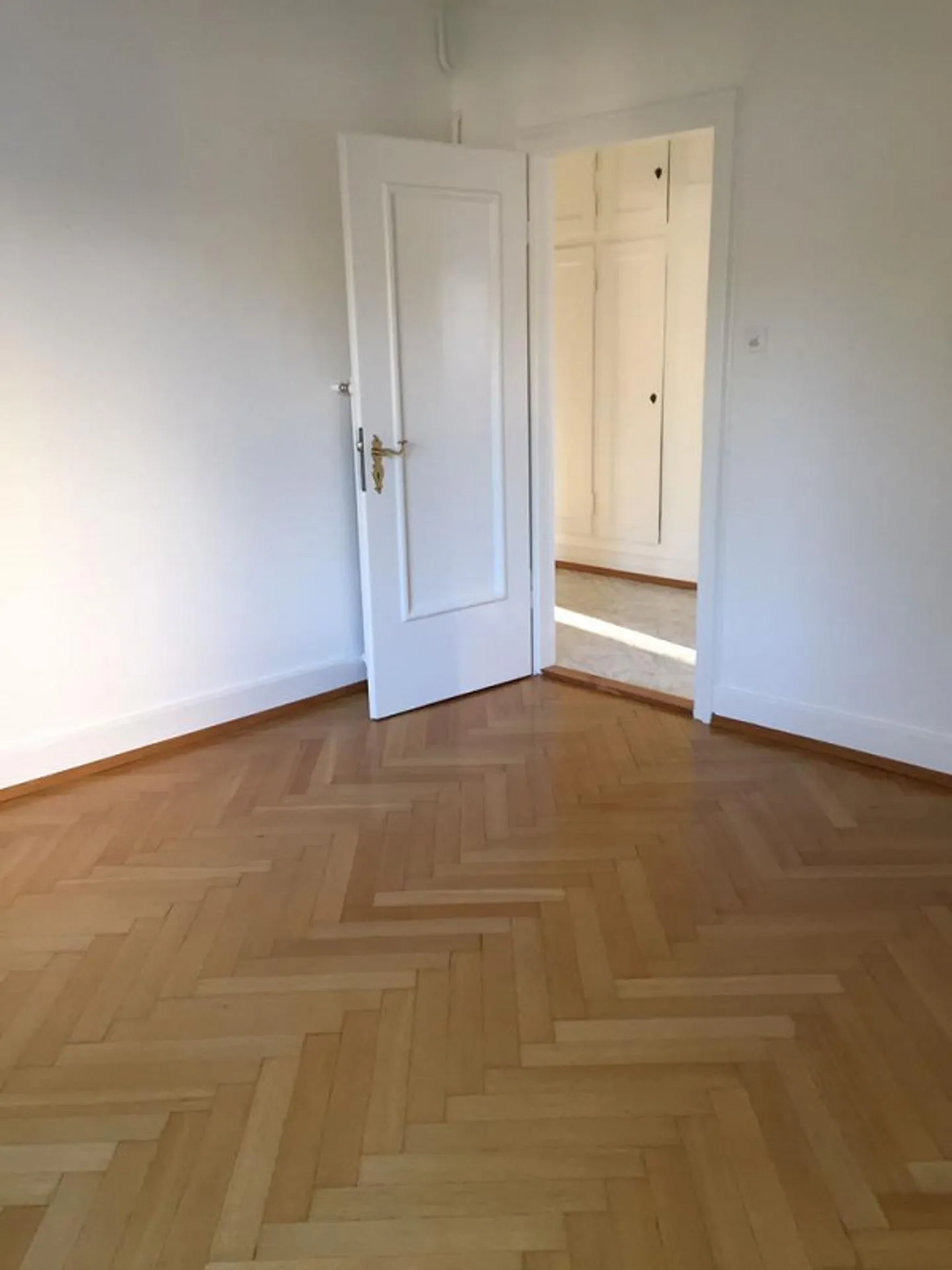 4-room apartment in the Neubad district - Photo 6 of 12