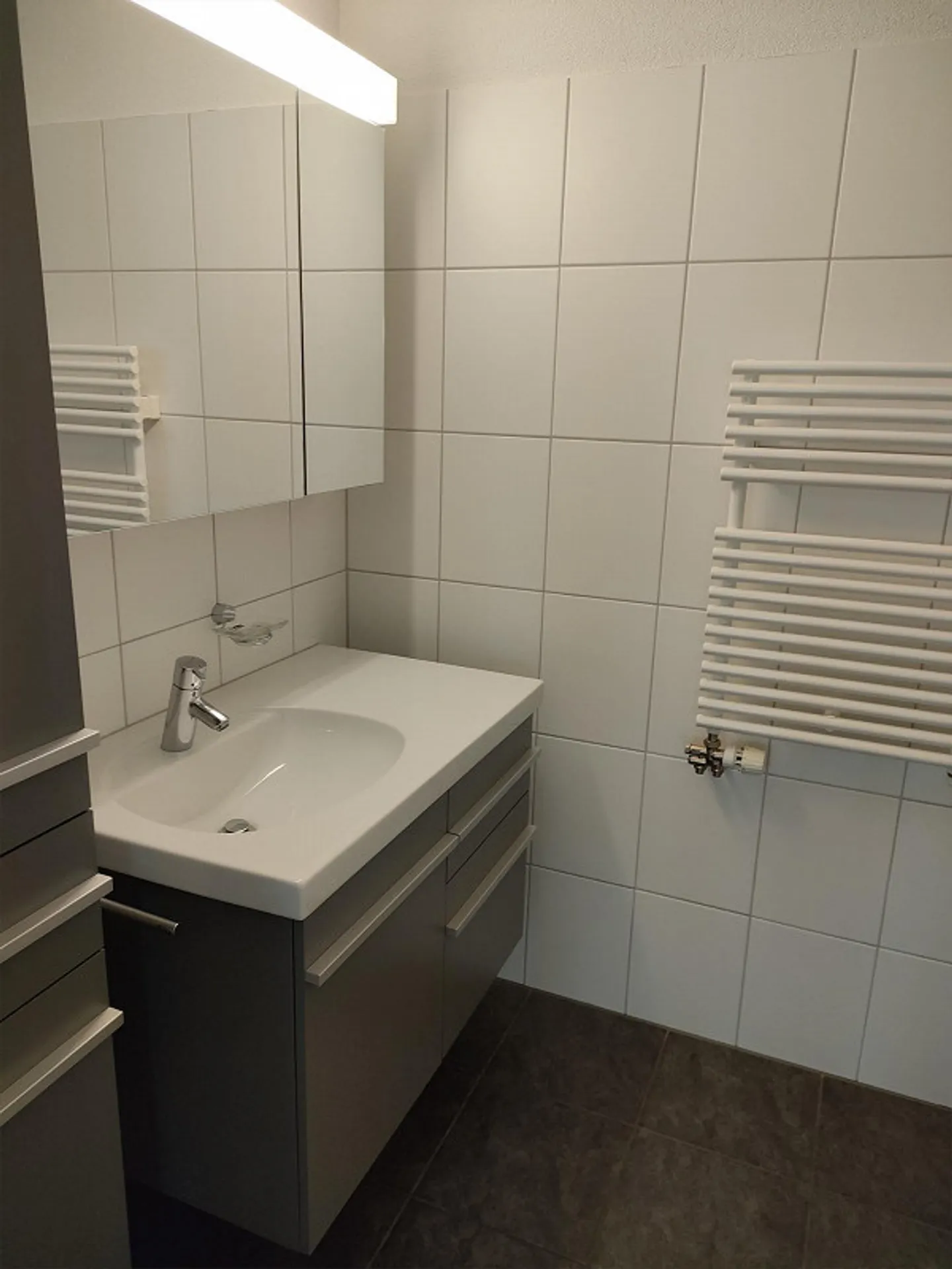 Appartement moderne et spacieux de 3,5 pièces dans la vieille ville - Photo 7 sur 9