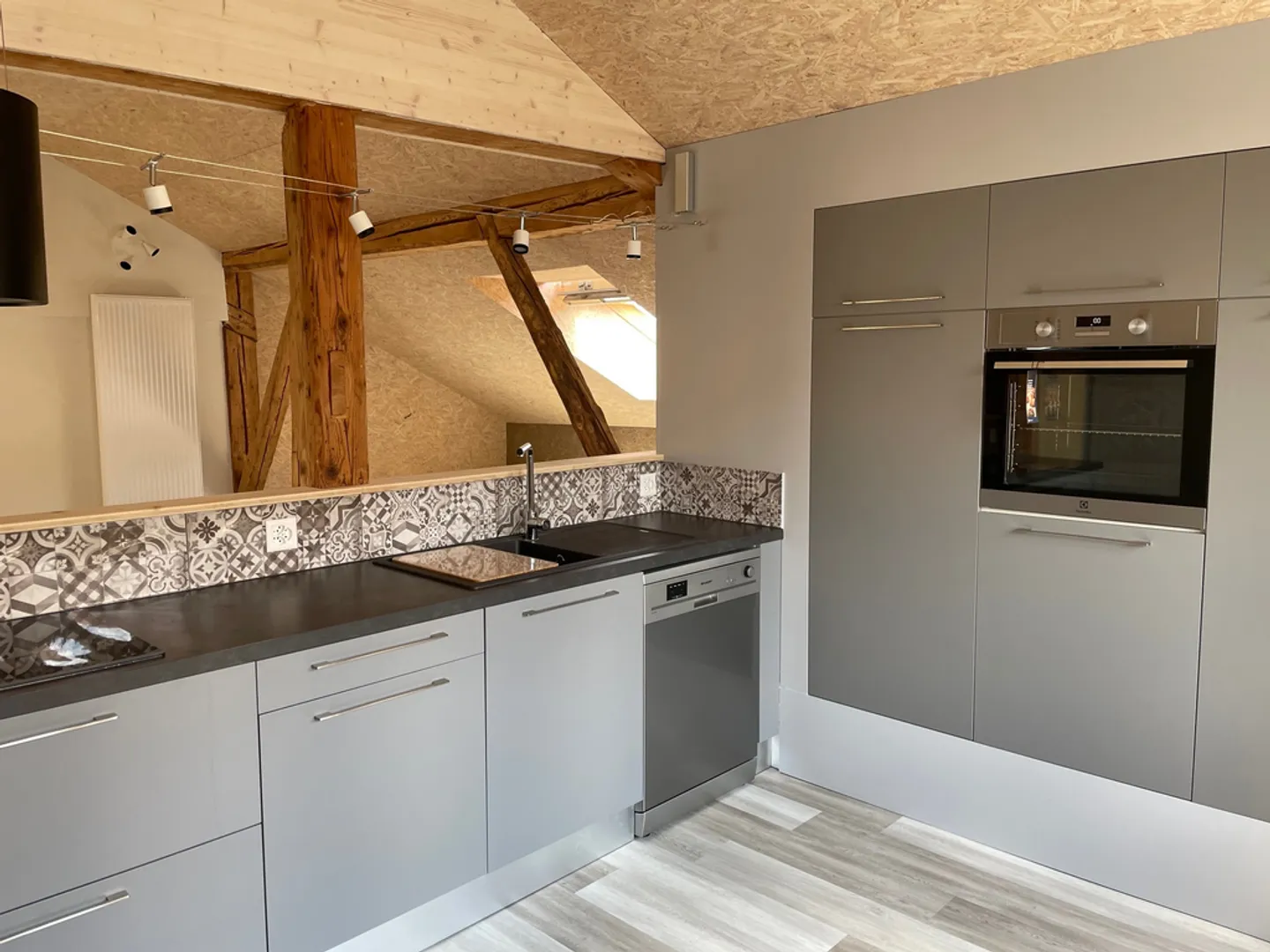 2.5-Zimmer-Dachgeschosswohnung - Foto 1 von 10
