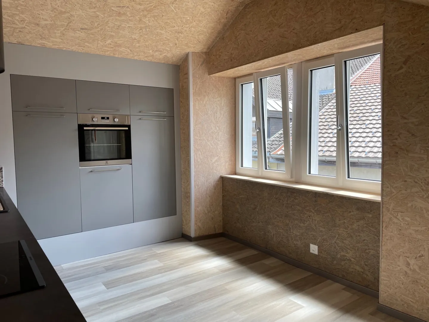 2.5-Zimmer-Dachgeschosswohnung - Foto 4 von 10