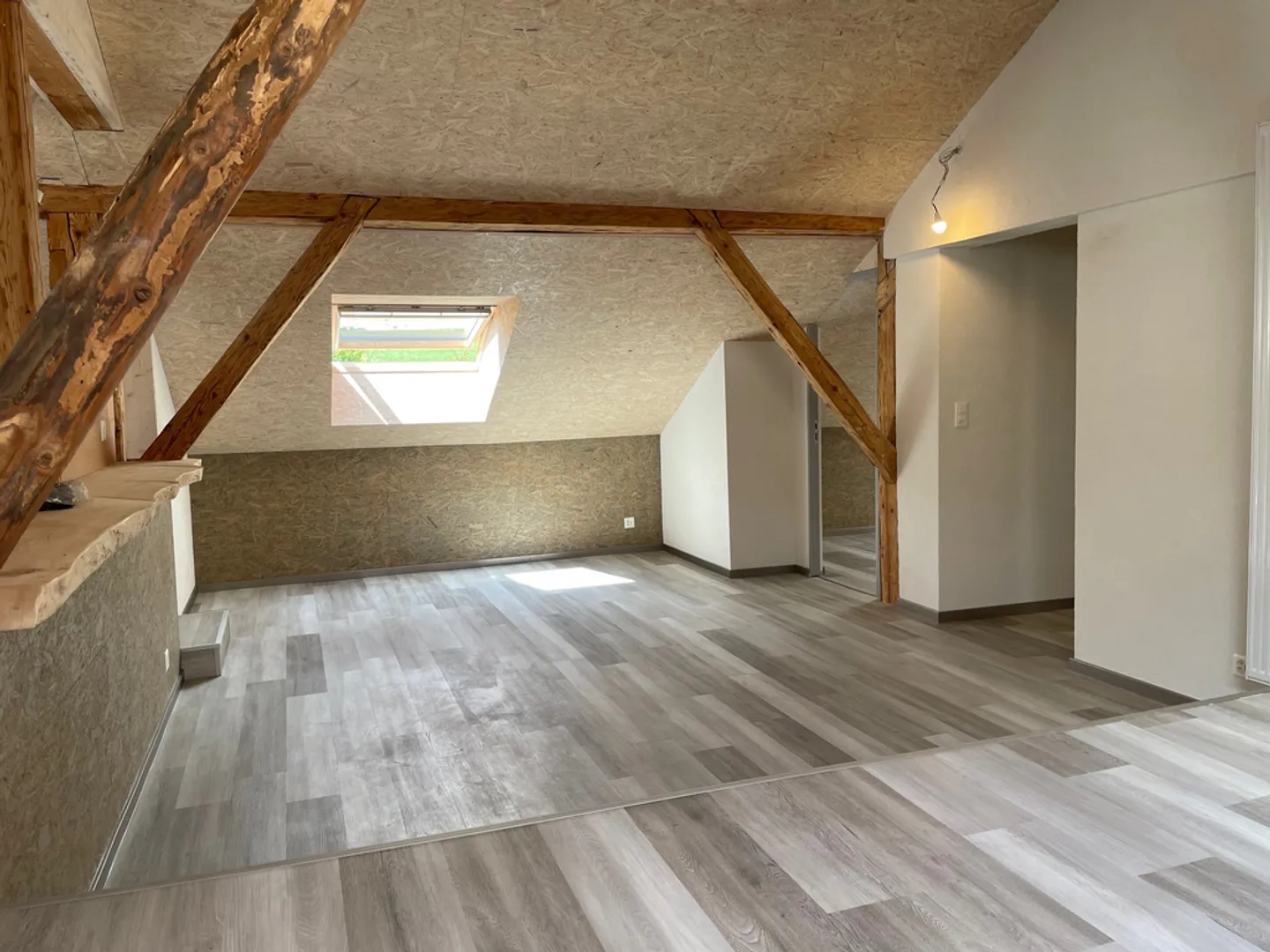 2.5-Zimmer-Dachgeschosswohnung - Foto 5 von 10