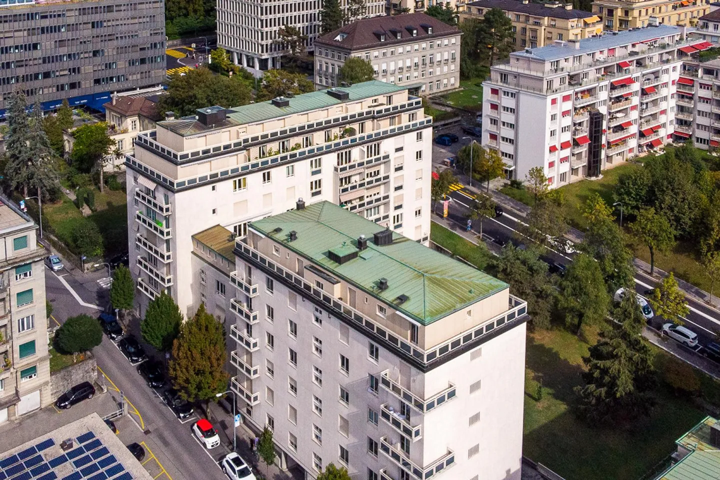 Places de parc au centre ville pour une durée déterminée au 30.06.2024 - Photo 2 sur 3