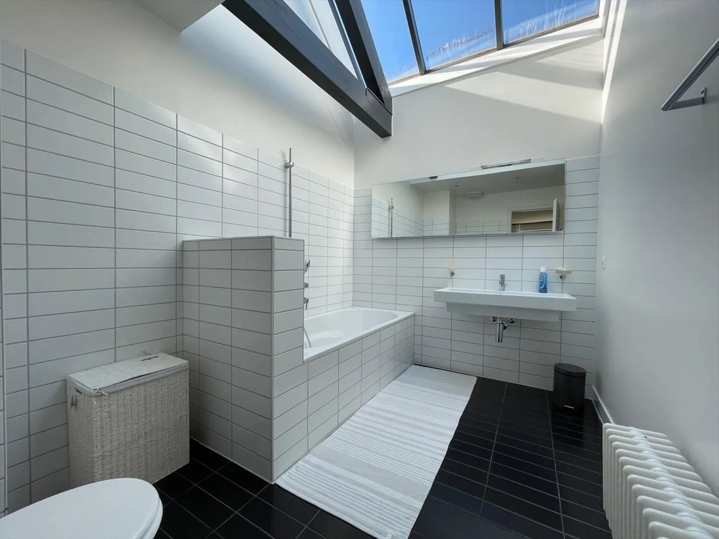 Magnificent Individual House for Rent in Buchillon - Photo 13 of 13