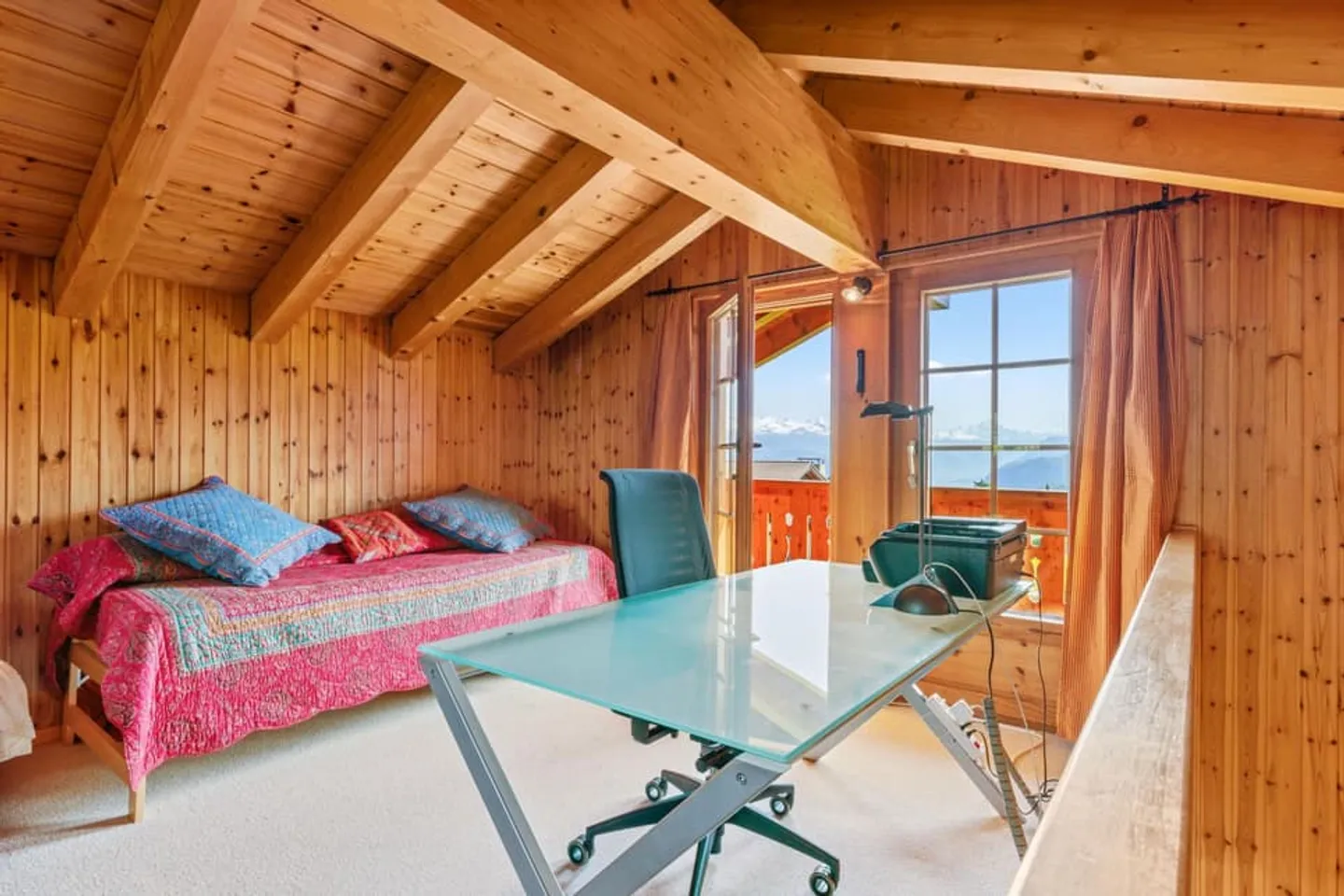 Magnifico chalet in legno in una posizione tranquilla - situazione eccezionale - Foto 9 di 12
