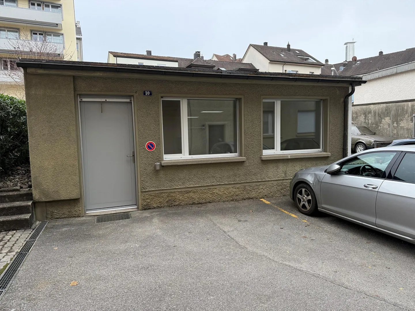 Renovierter Büroraum - Foto 1 von 3