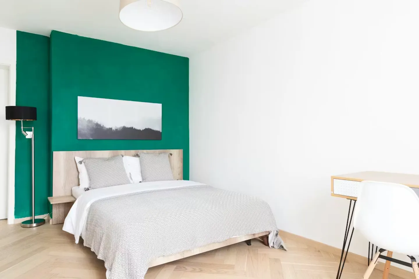 Chic Apartment in Zürich - Photo 3 of 4