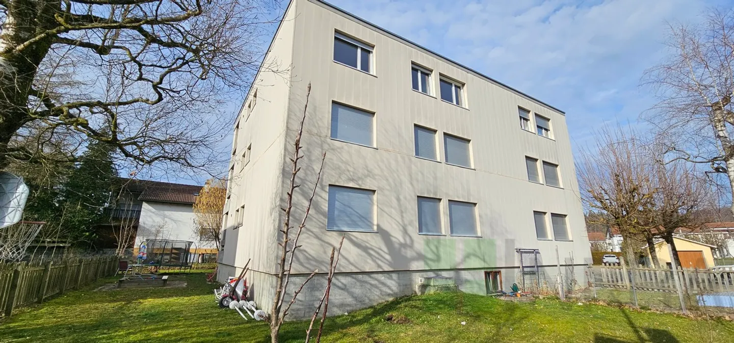 Appartamento 4 stanze - Luminoso - Foto 2 di 8