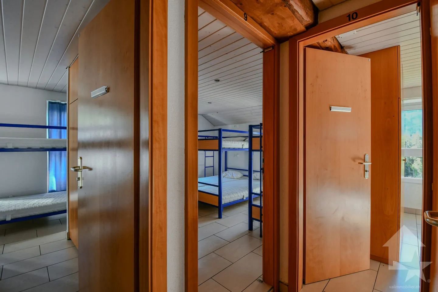 Superb guest room of 497 m² in Marécottes - Photo 12 of 17