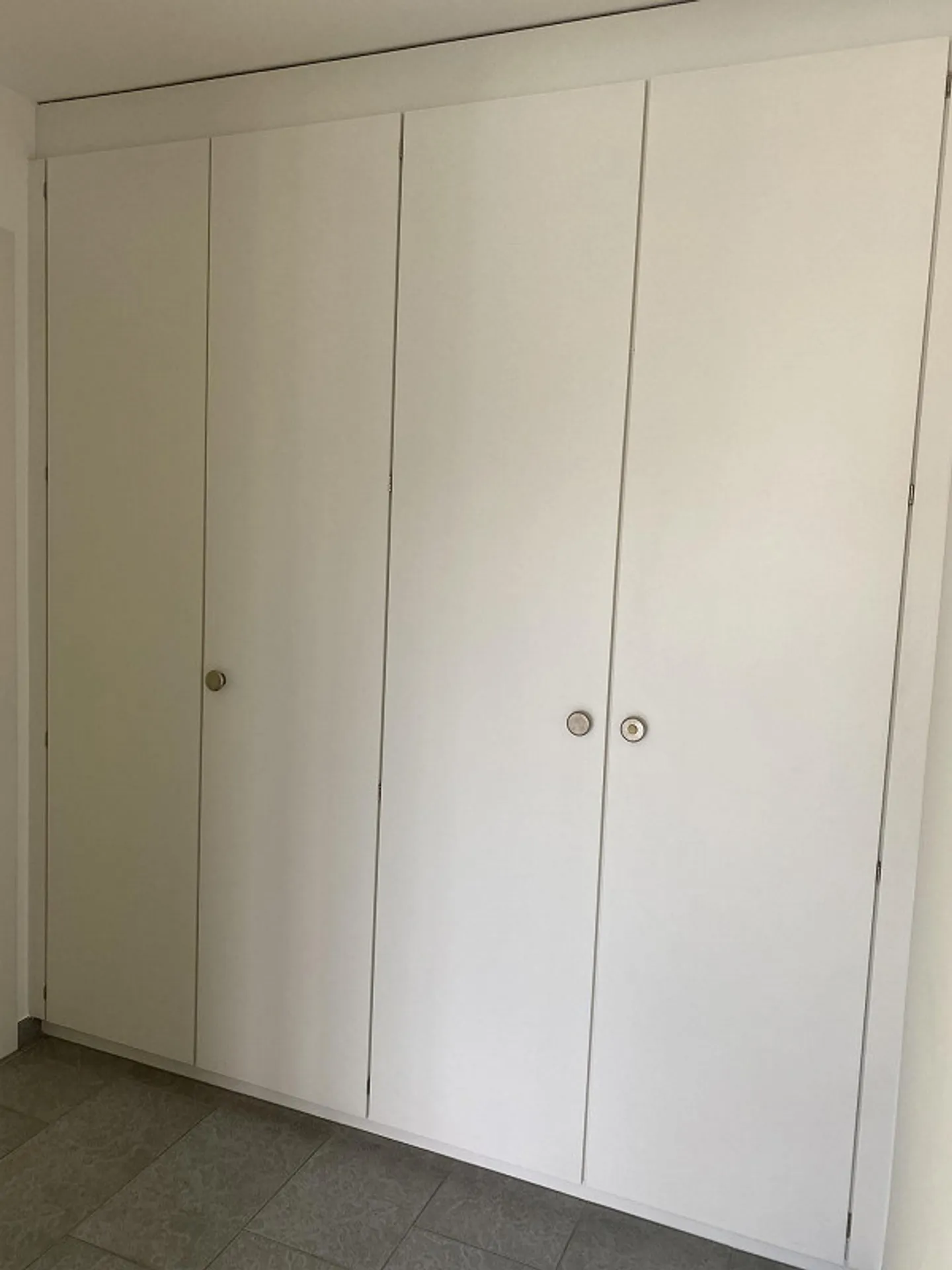 Appartamento luminoso di 3,5 stanze a Ebikon in un quartiere di case unifamiliari - Foto 9 di 16
