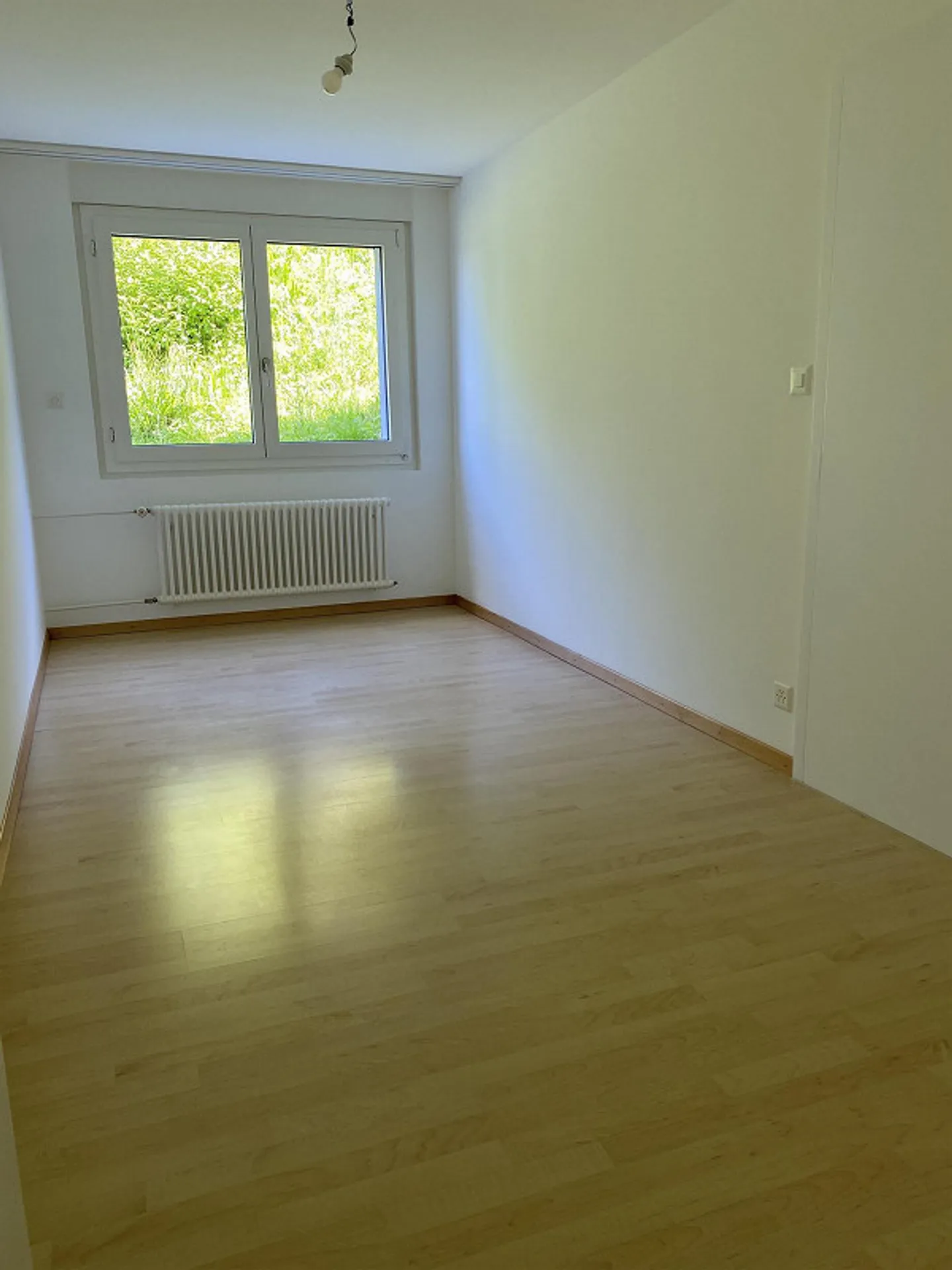 Appartamento luminoso di 3,5 stanze a Ebikon in un quartiere di case unifamiliari - Foto 13 di 16