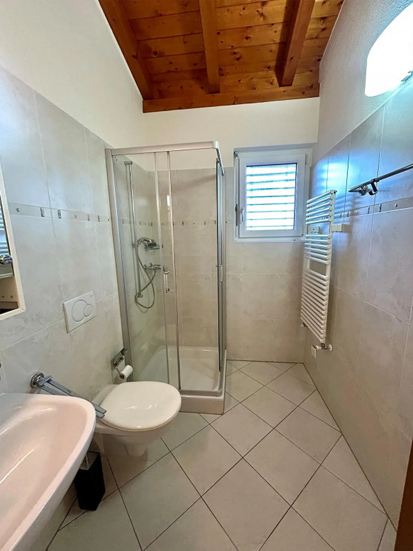 Affittasi 4 1/2 a Corteglia - Foto 6 di 10