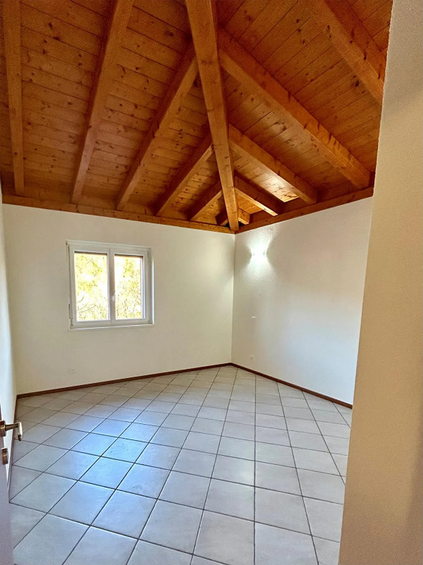 Affittasi 4 1/2 a Corteglia - Foto 9 di 10