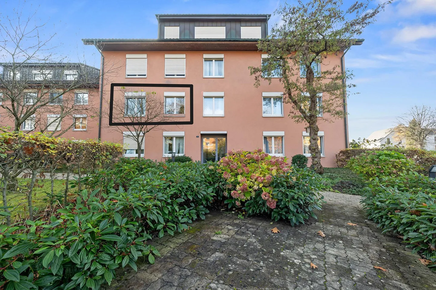 Appartamento 4.5 stanze in una bella e tranquilla posizione senza traffico di transito - Foto 13 di 15