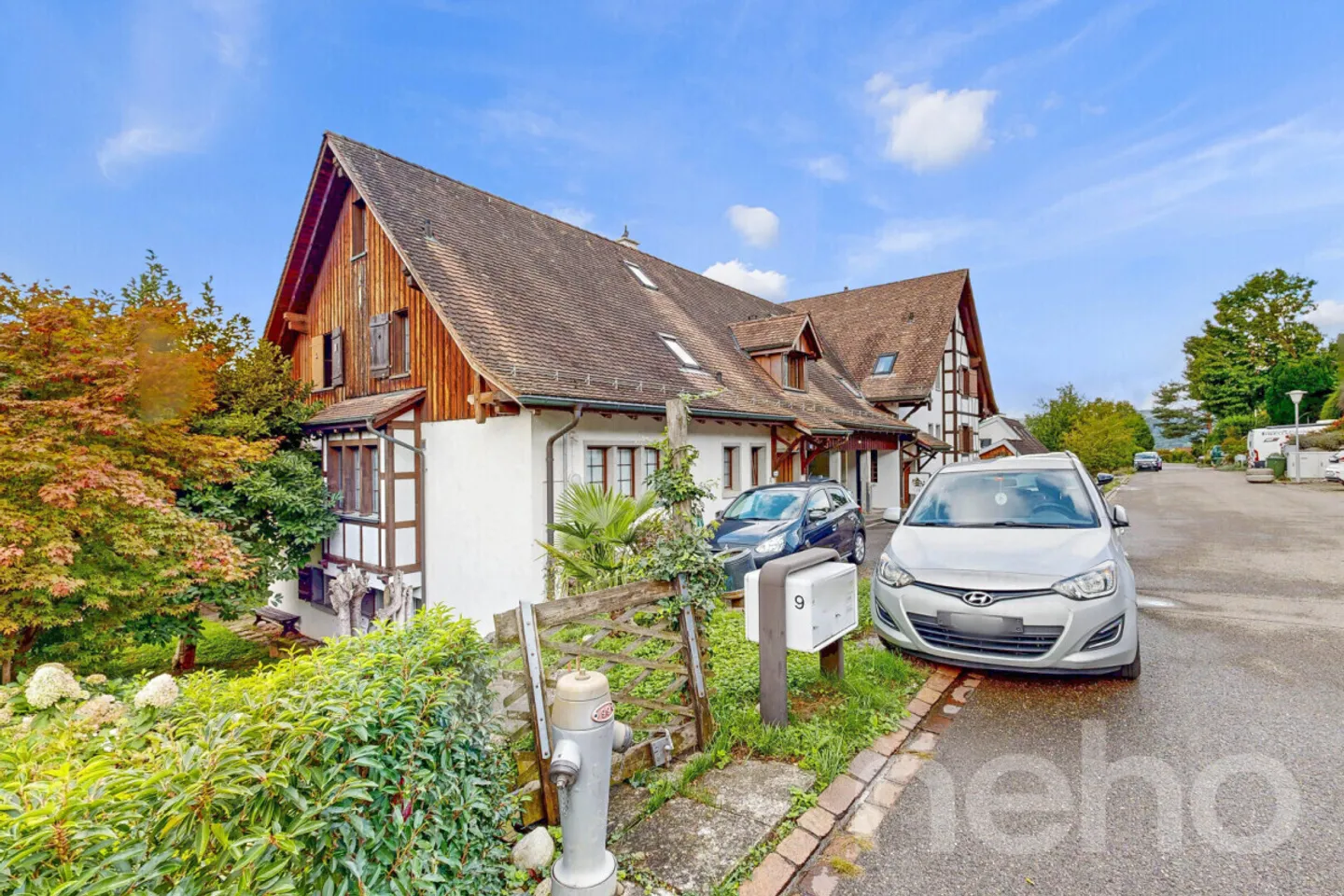 Charmante maison individuelle de 6,5 pièces avec appartement - Photo 2 sur 7