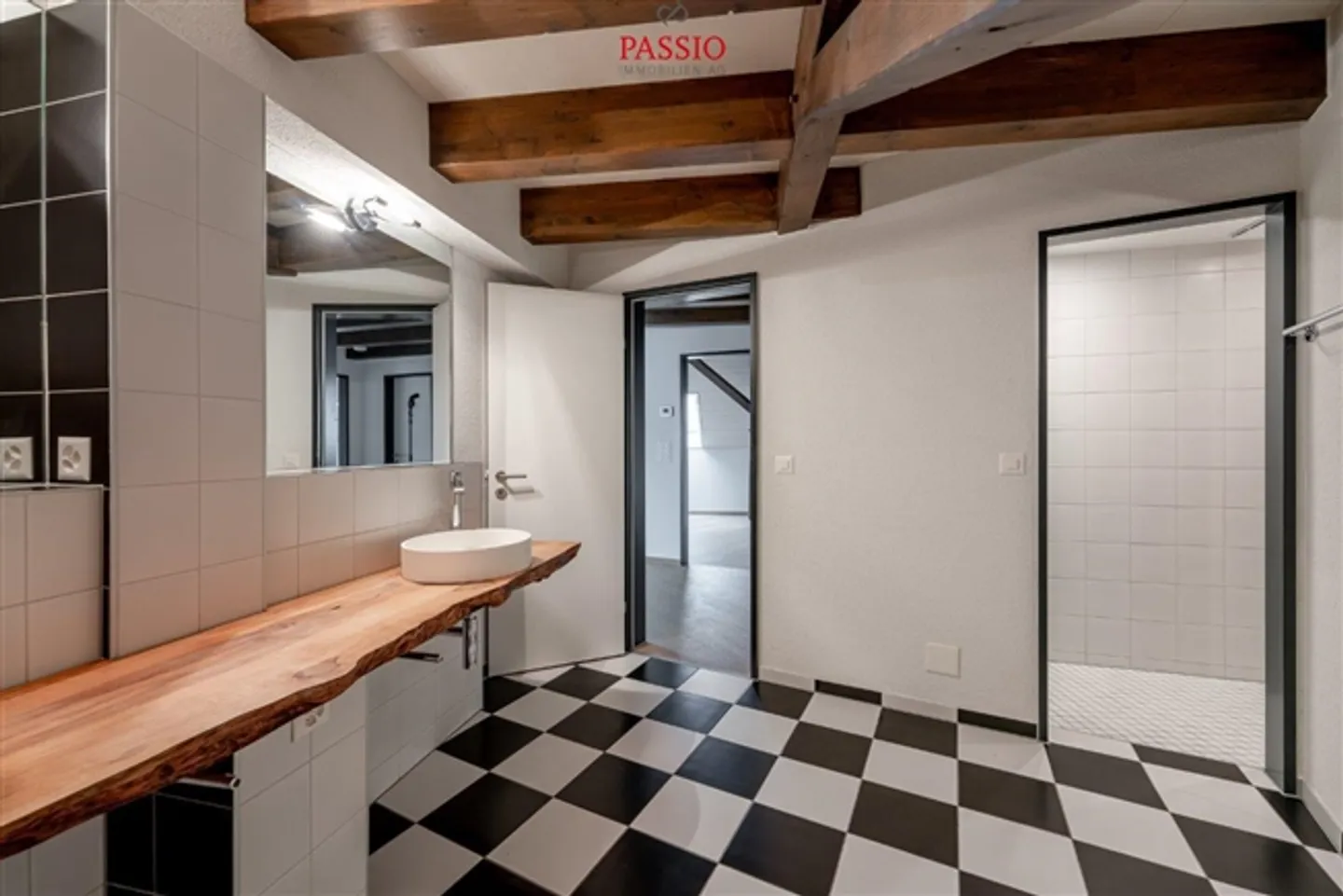 «Exklusives Wohnen auf 3 Ebenen Luxuriöse 7-Zimmer Wohnung an Top Lage» - Foto 16 von 20