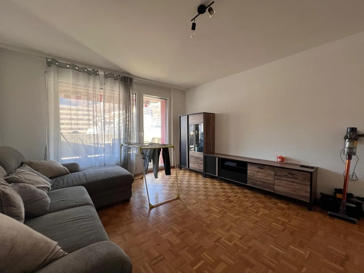 Wohnung mieten - Foto 3 von 7