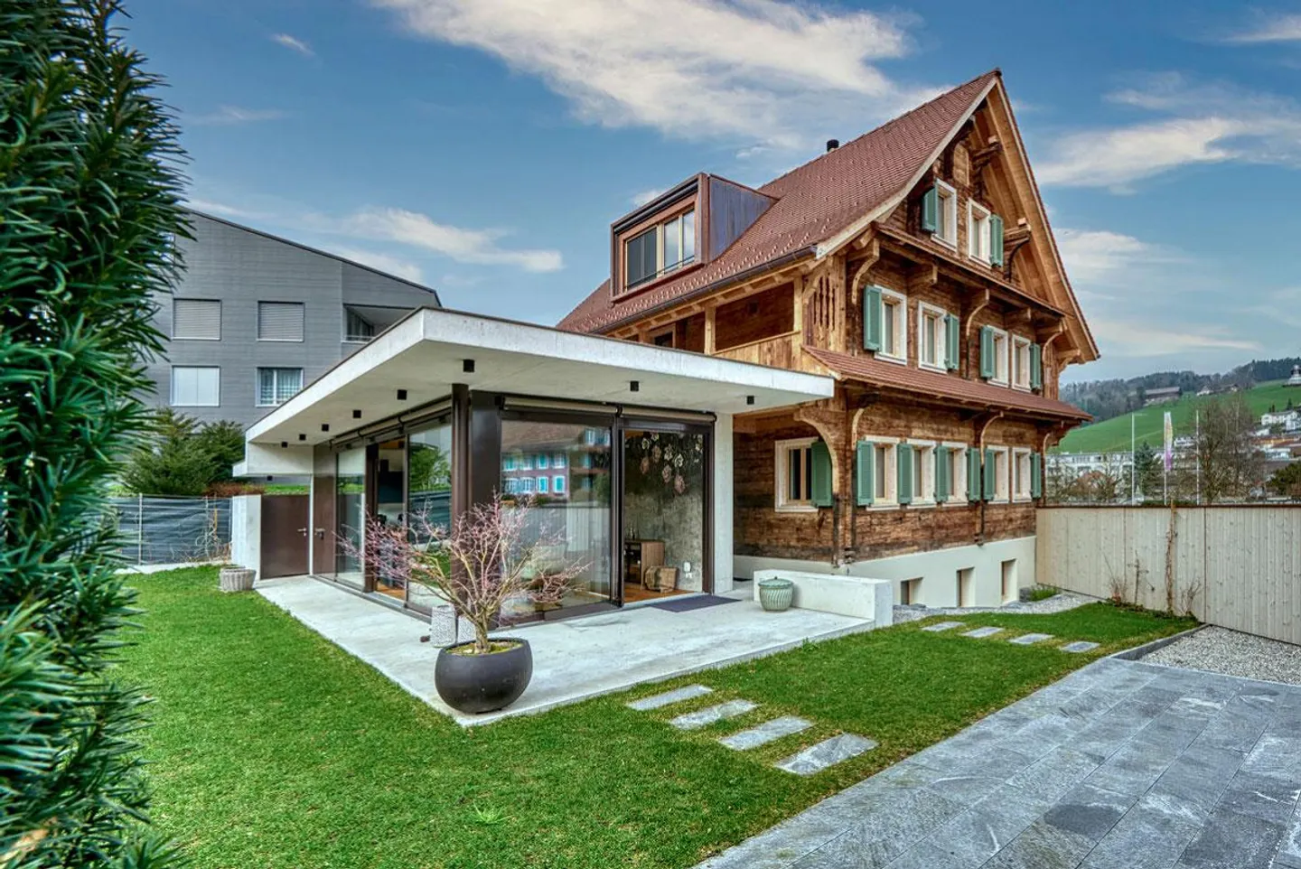 Traditionelles Haus mit Modernem Anbau - Foto 7 von 7