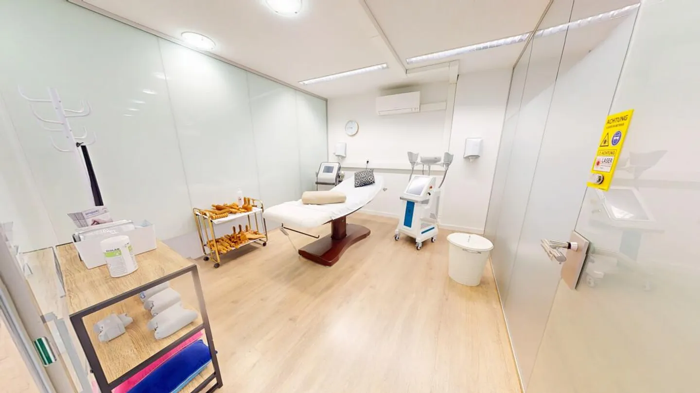 Studio di successo con infrastruttura e clientela esistenti - Foto 6 di 14