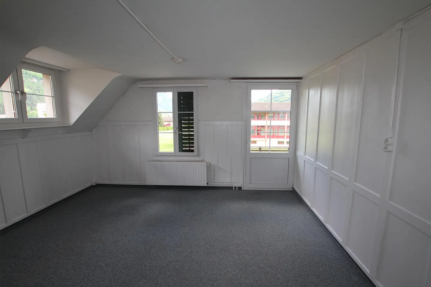 Appartamento mansardato di 4 stanze - Foto 2 di 6