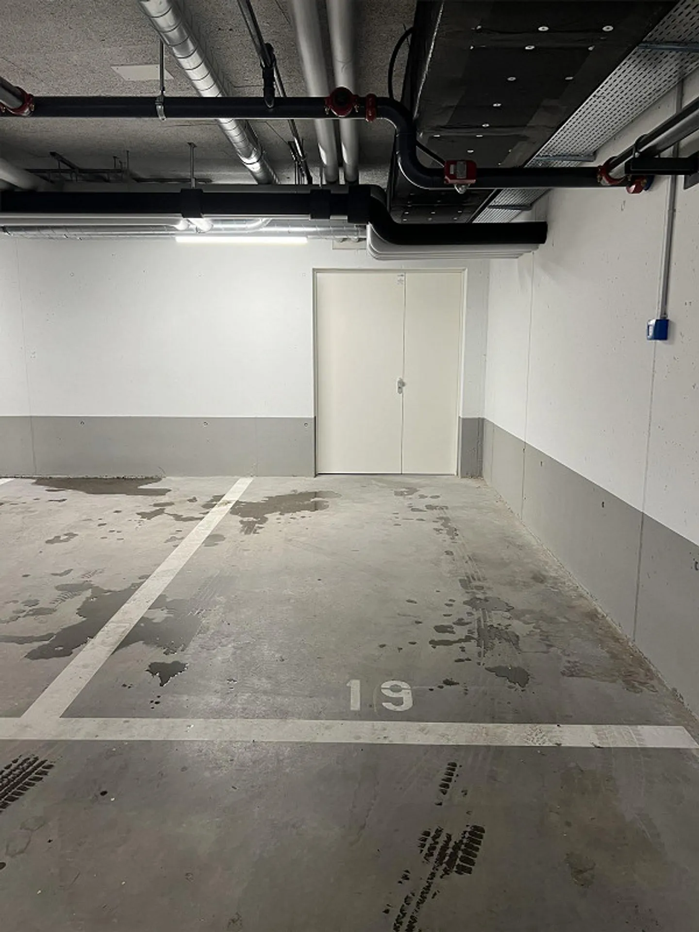 Posto auto nel garage sotterraneo - Foto 3 di 3