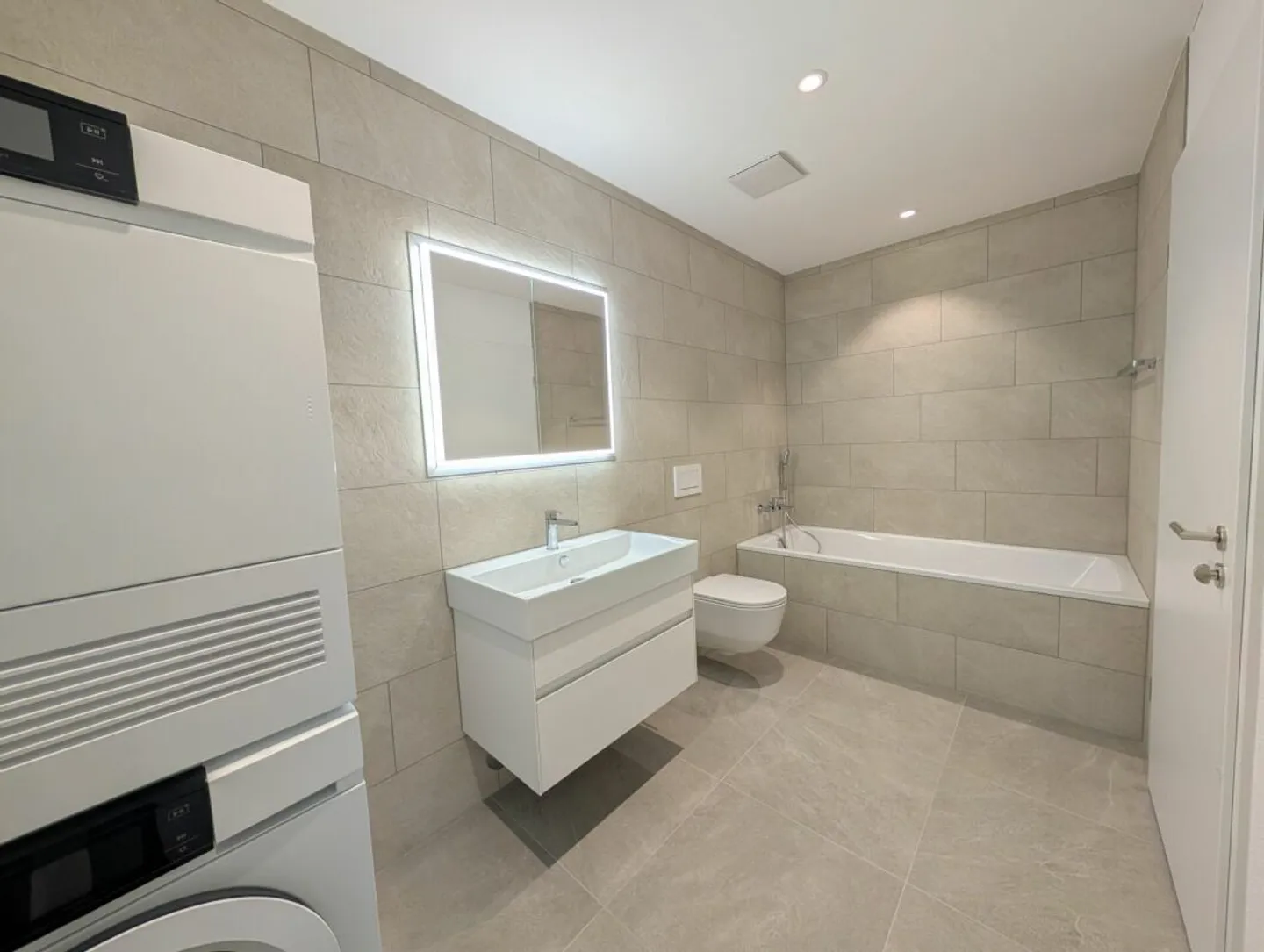 Votre refuge dans le vert avec panorama sur l'Uetliberg - Photo 4 sur 17