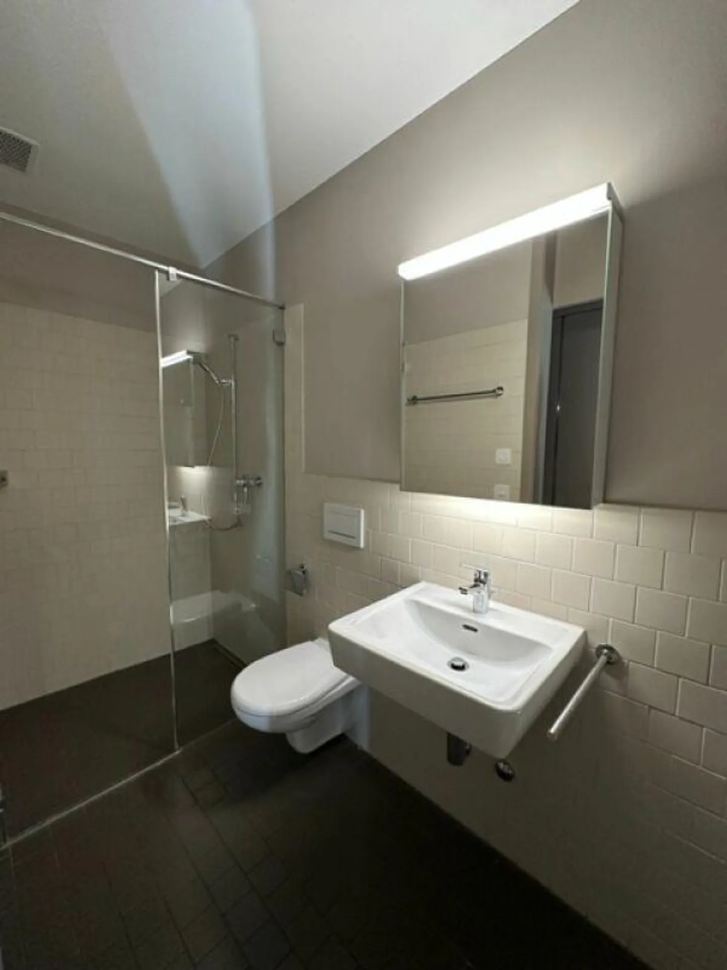 Beautiful bright apartment in Hardschloss - Photo 7 of 10