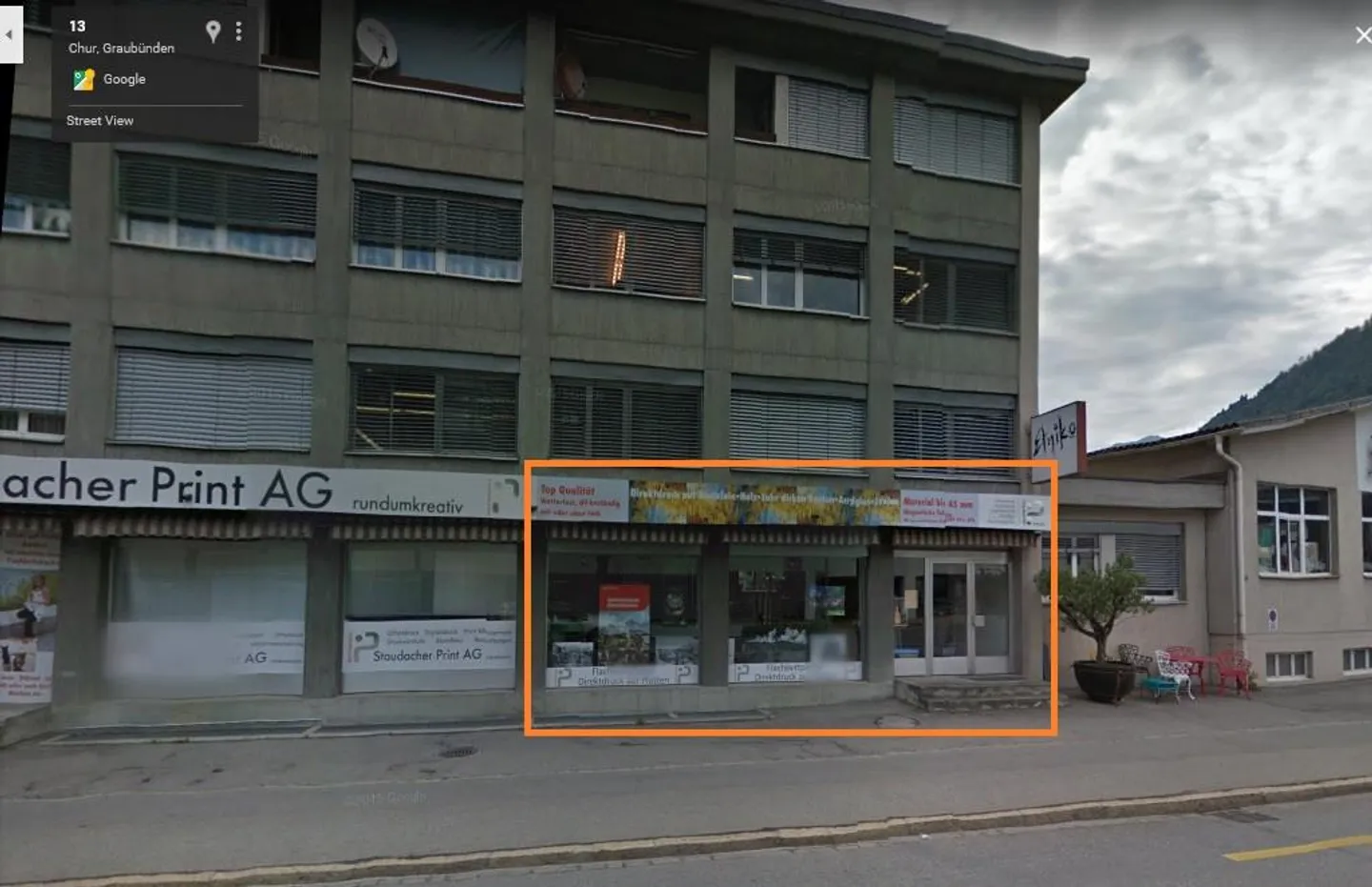 Spazio commerciale versatile in una buona posizione - Foto 1 di 4