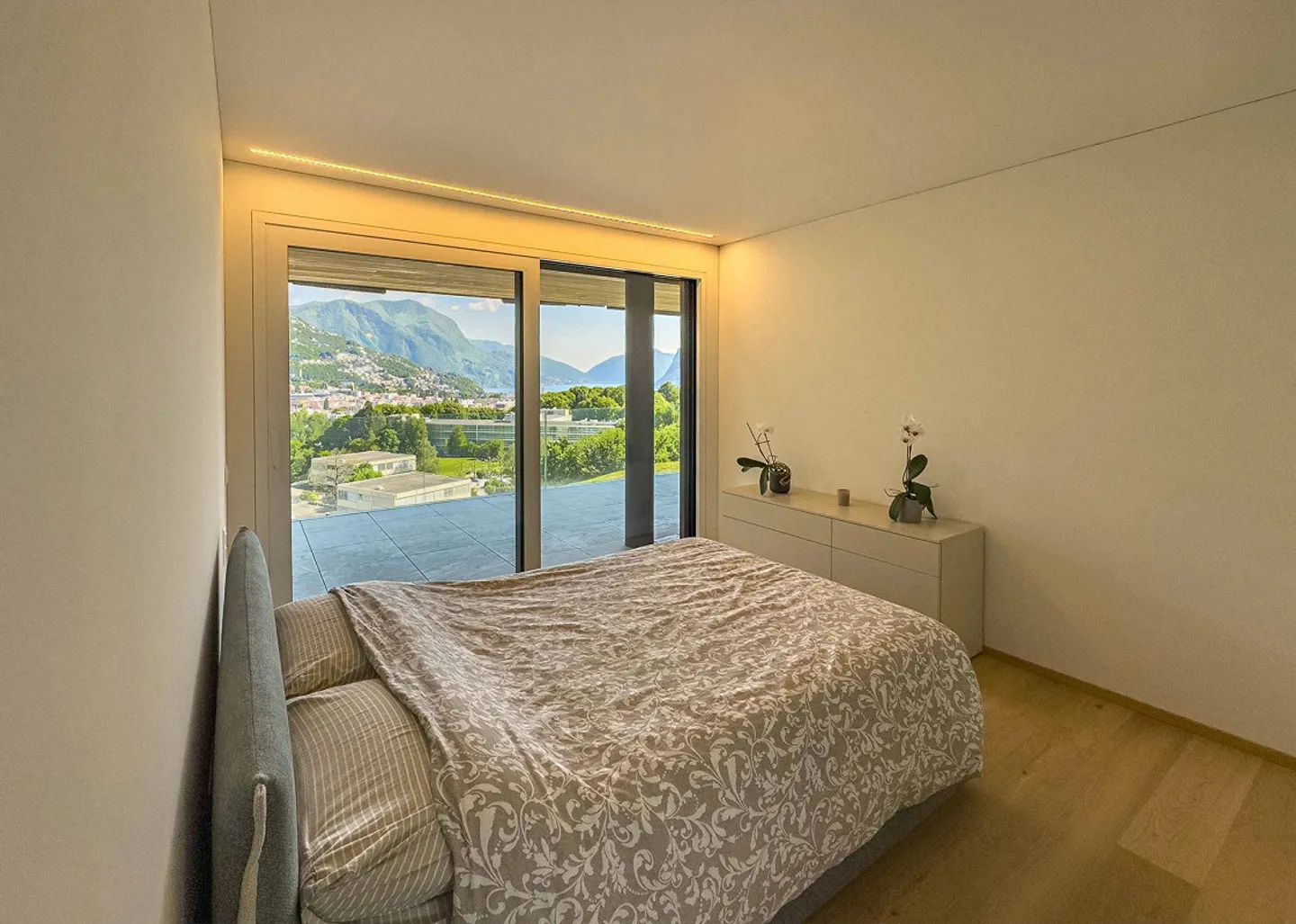 Modern 2.5 rooms with terrace in Canobbio - Photo 4 of 8