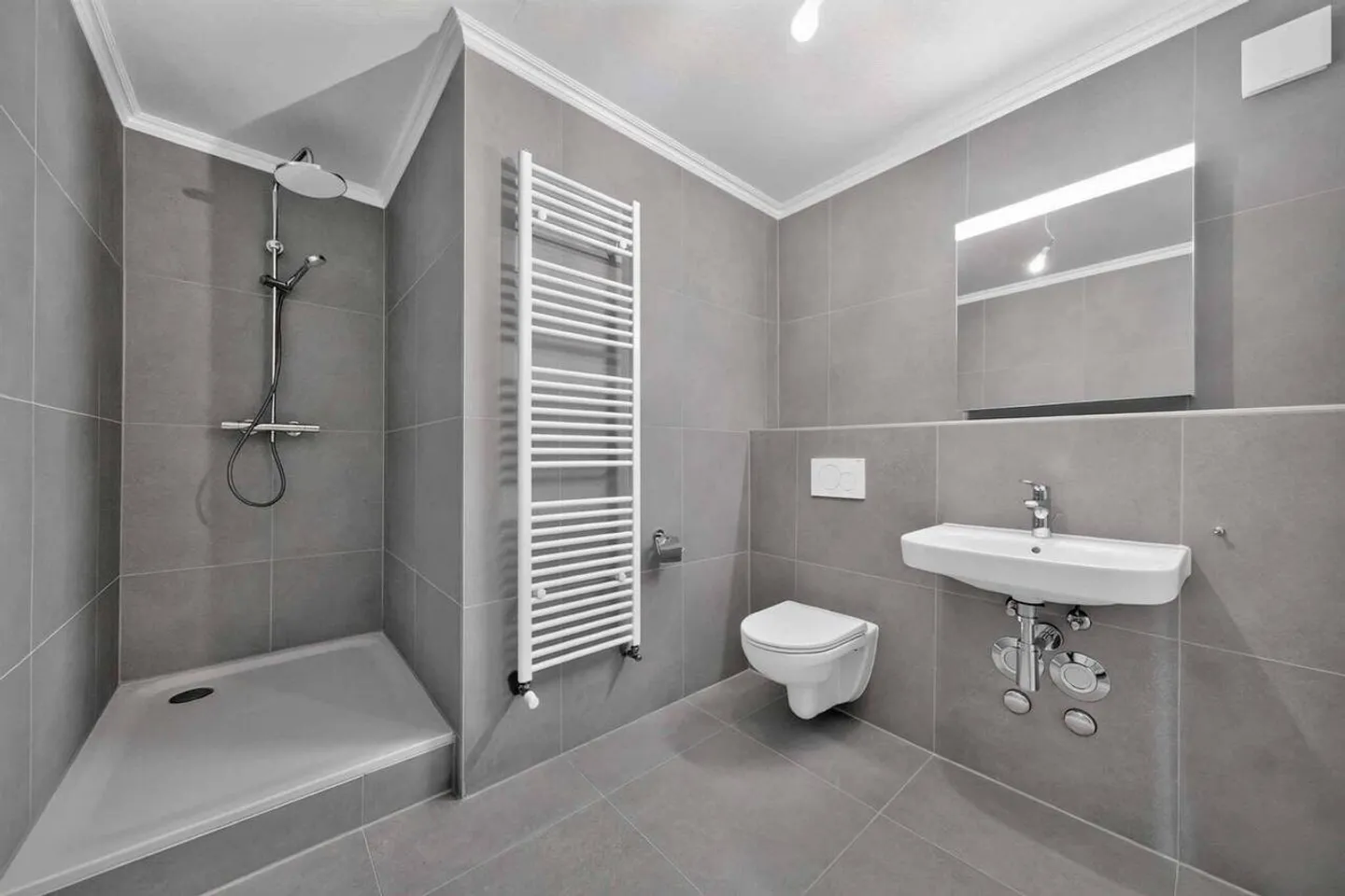NEU! Wunderschöne 3,5-Zimmer-Wohnung komplett renoviert - Foto 3 von 8