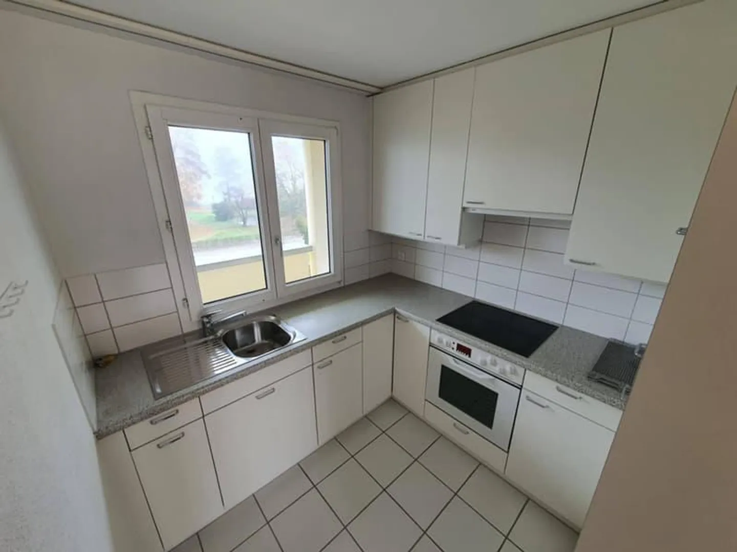 Appartement 2.0 pièces confortable à louer - Photo 2 sur 6