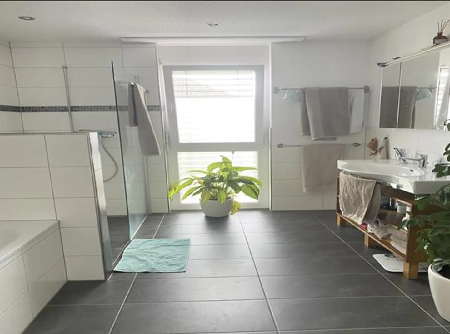 Bellissimo appartamento di 4,5 stanze in mansarda con giardino d'inverno - Foto 7 di 10