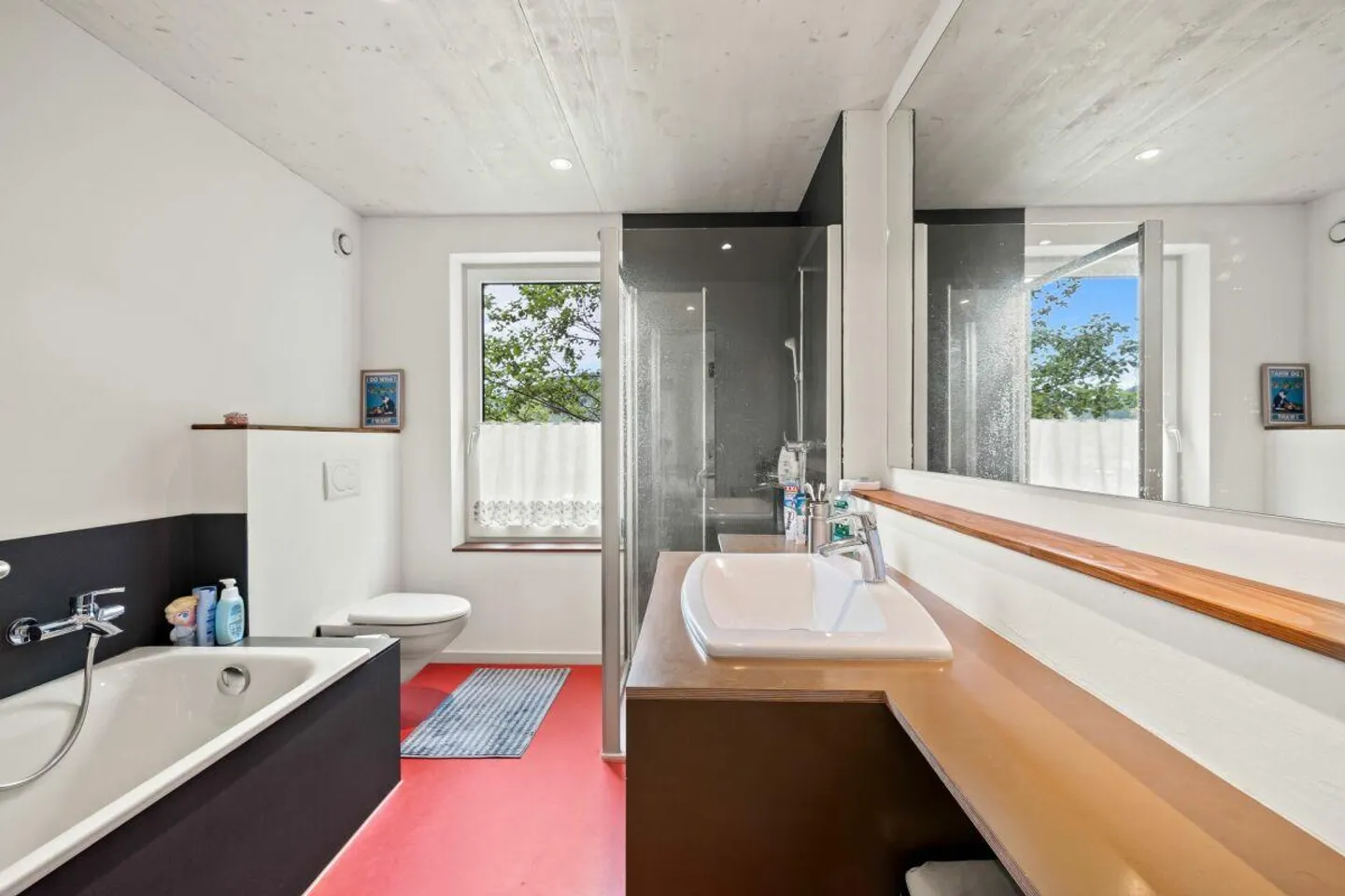Exclusive South Slope Location: Detached Single-Family House with Panorama - Photo 12 of 20