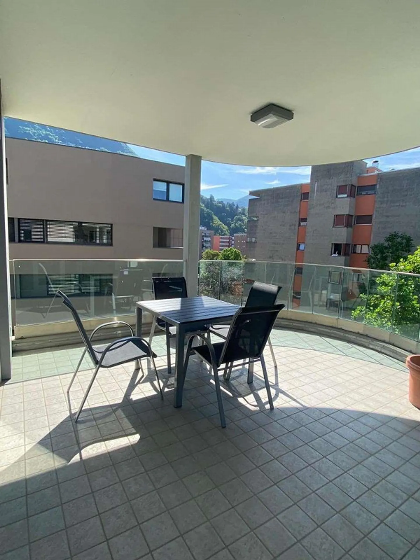Rif. 2422_App. 3.5 locali a Cassarate - Foto 3 di 8
