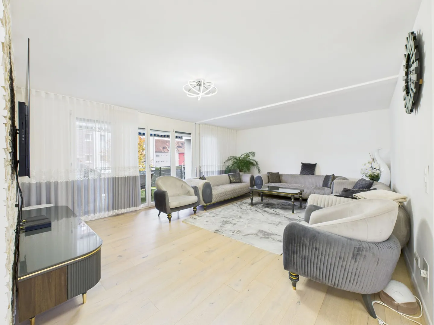 «MODERN AN RUHIGER ZENTRALER LAGE» - Foto 1 von 8