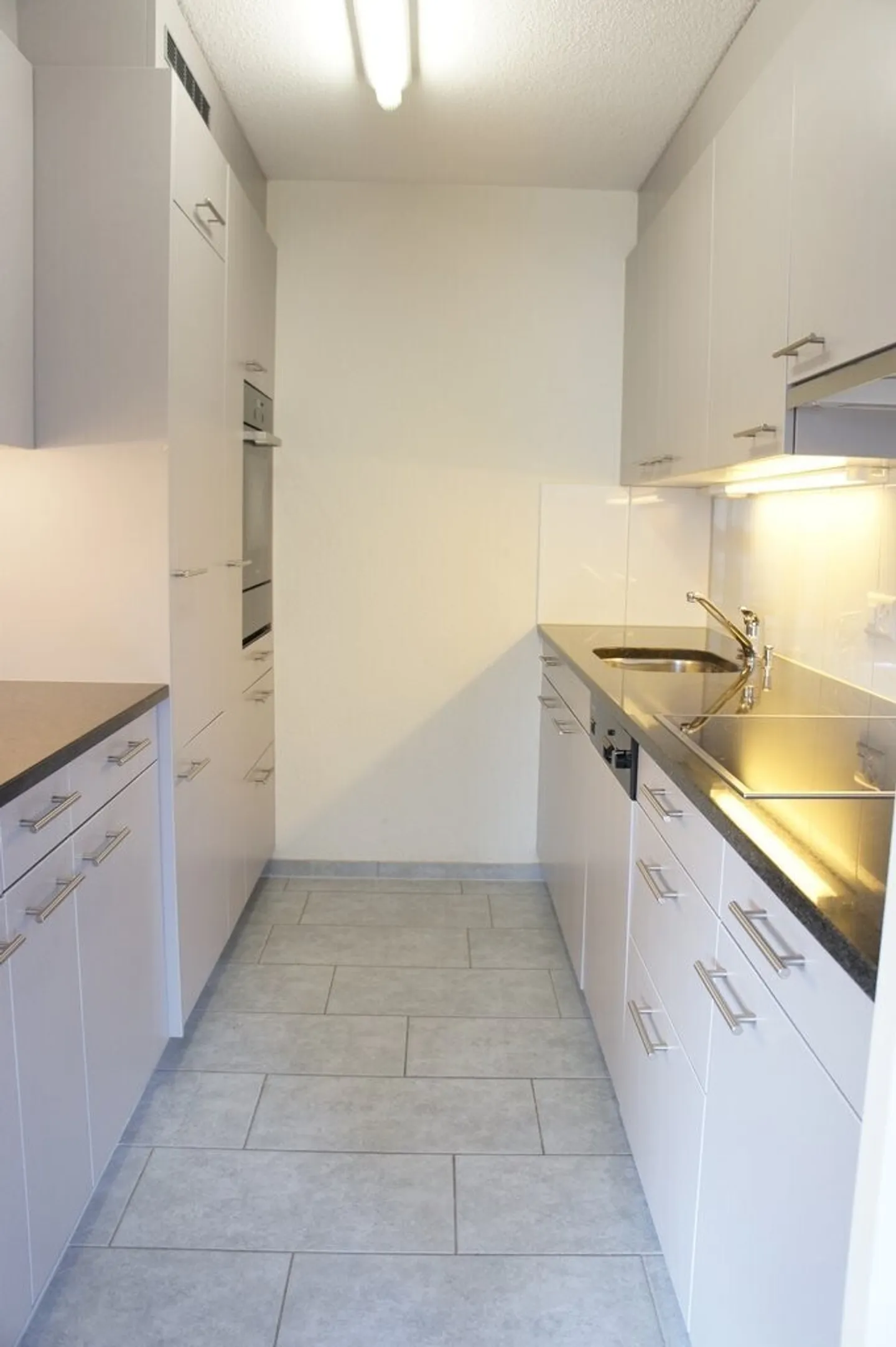 Cozy apartment seeks residents - Photo 5 of 6