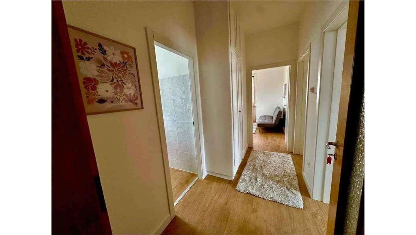 Chiasso (Via Mola 3/5) - Bright 3.5 Rooms Renovated with Possibility - Photo 6 of 13
