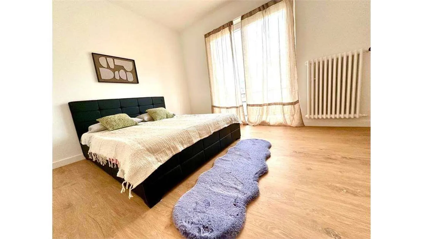 Chiasso (Via Mola 3/5) - Bright 3.5 Rooms Renovated with Possibility - Photo 8 of 13
