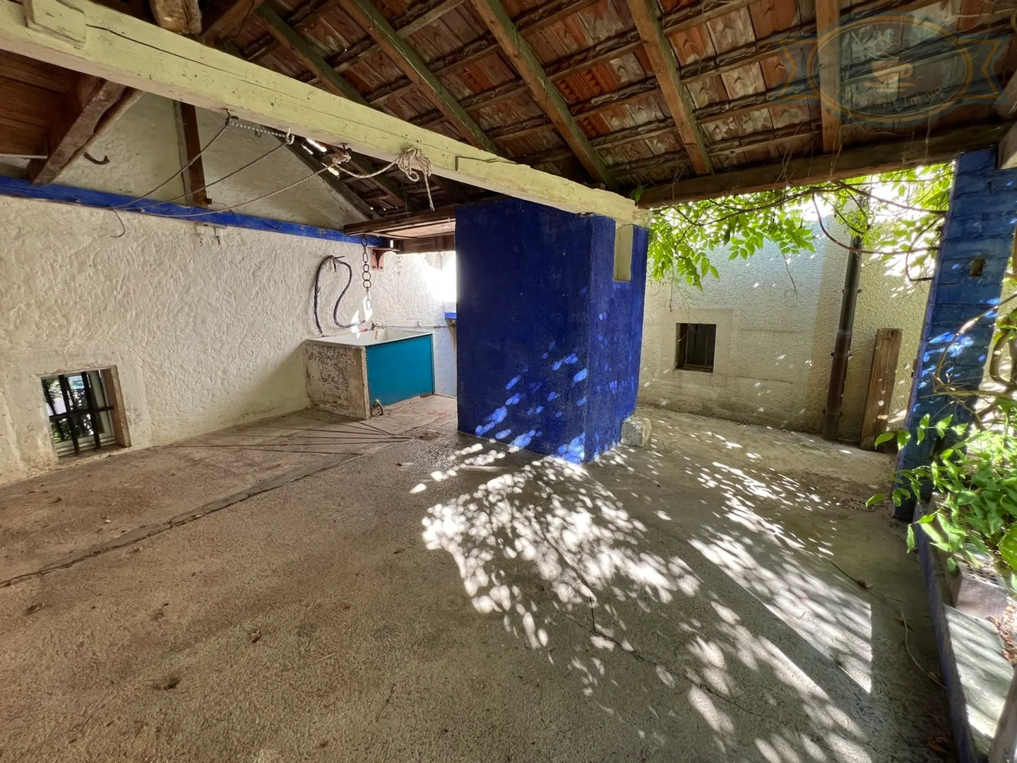 House located in the center of the medieval town of Saint-Ursanne - Photo 8 of 10